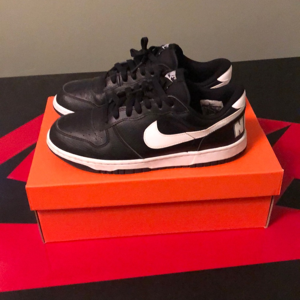 Nike big Nike low